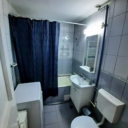 Apartament Eva 公寓 艾福雷诺德