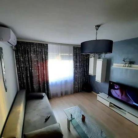 Apartament Eva 公寓 艾福雷诺德